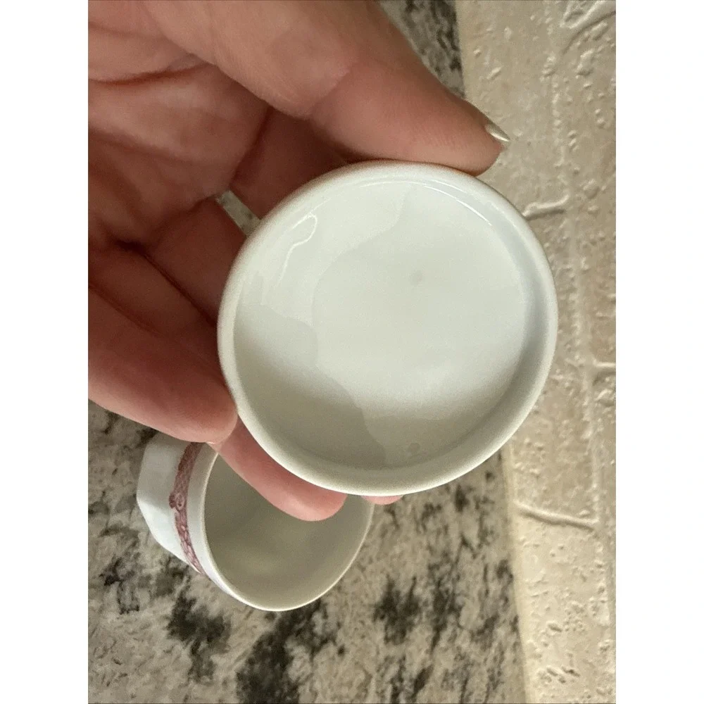 Vintage Limoges Fine Porcelain France Jewelry Trinket Pill Box